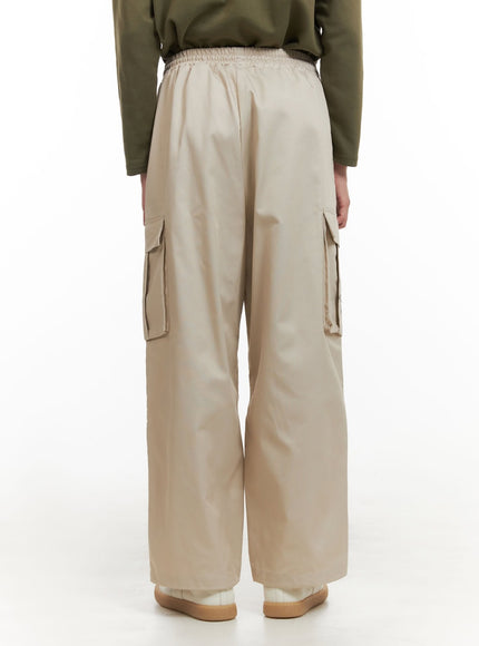 mens-wide-fit-cargo-pants-beige-iy402