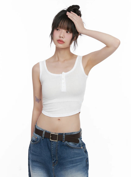 button-cropped-tank-top-cg518