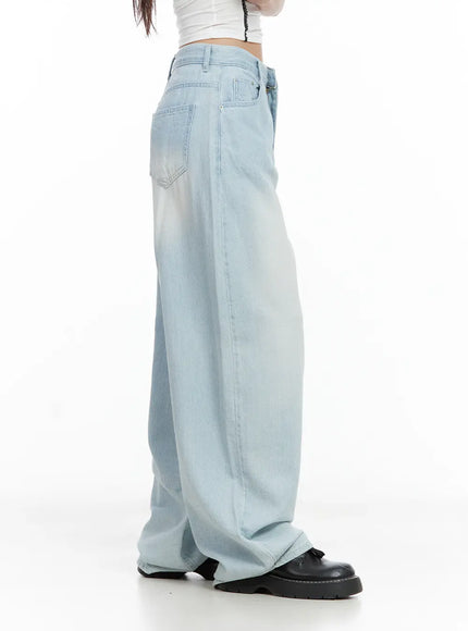 yihyun-light-blue-baggy-jeans-cl508