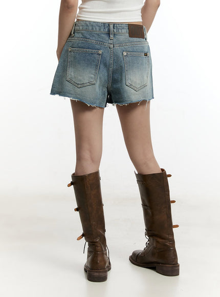 distressed-low-rise-denim-shorts-cy501