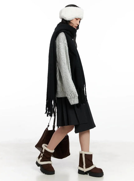 soft-knit-ear-flap-hat-in528