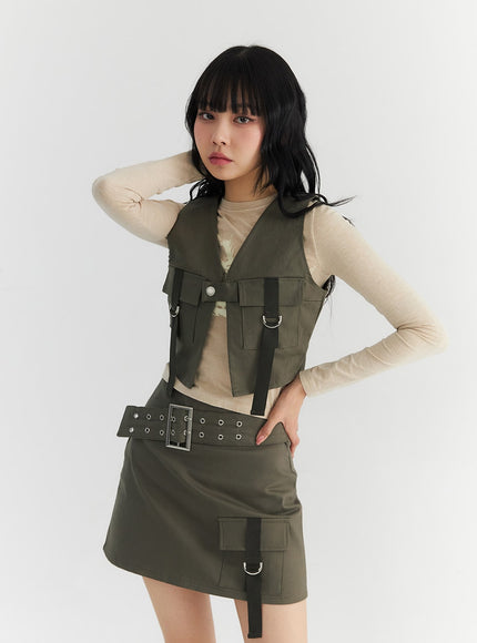 strap-pocketed-crop-vest-co327