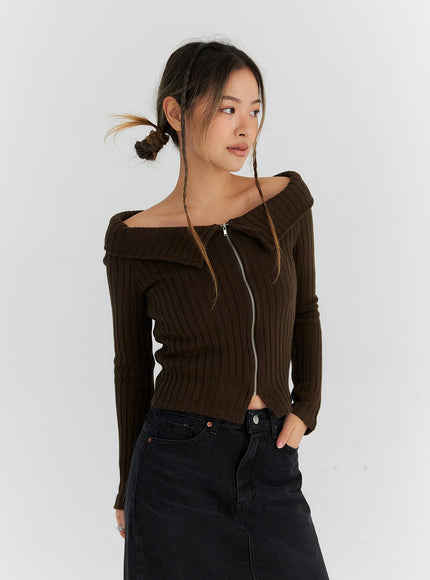 ripped-off-shoulder-zip-up-sweater-cn310