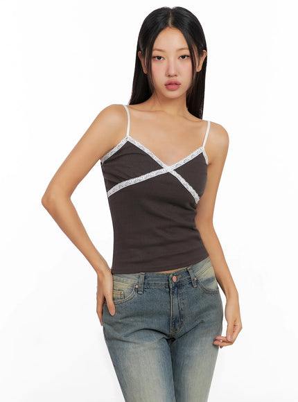 ribbed-lace-trim-camisole-ig528