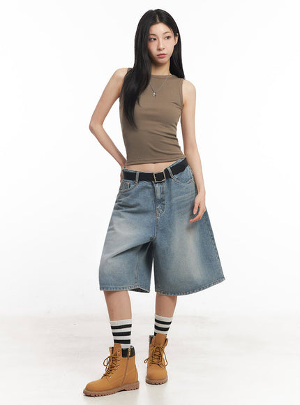 sleek-sleeveless-crop-top-iy529
