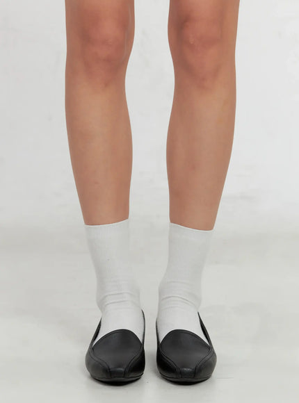 soft-faux-leather-loafers-is516