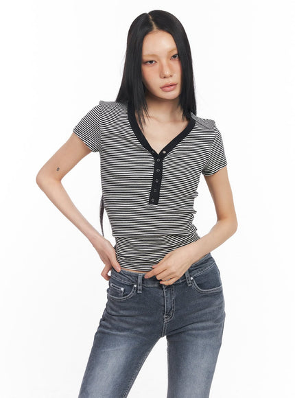 striped-buttoned-v-neck-crop-tee-cy528