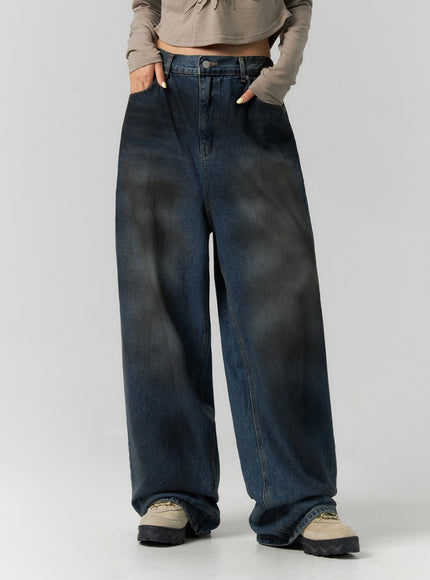 tie-dye-washed-wide-leg-jeans-cs320