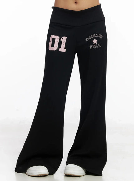 number-graphic-flare-sweatpants-iy504