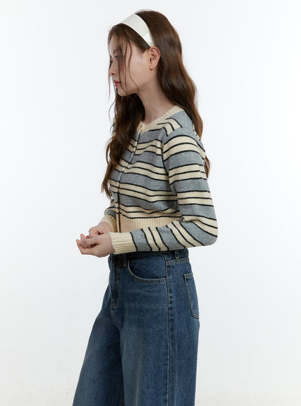 stripe-buttoned-crop-cardigan-cf503