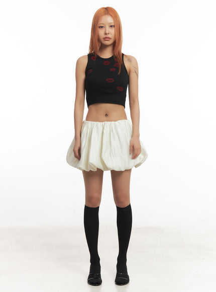 kiss-graphic-sleeveless-top-ia515