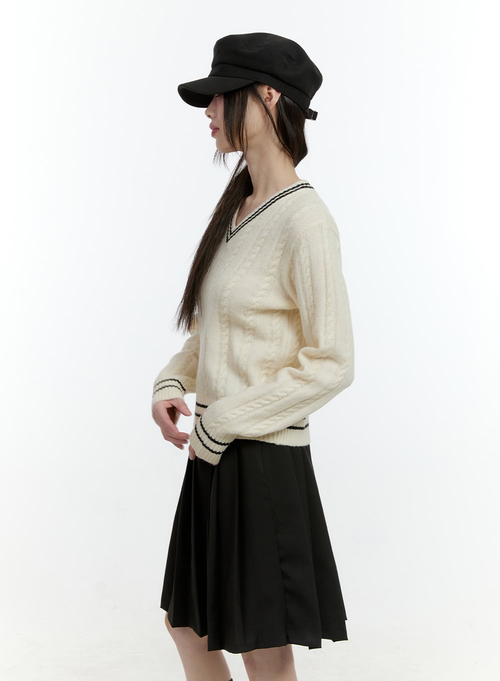 cable-knit-v-neck-sweater-cf506