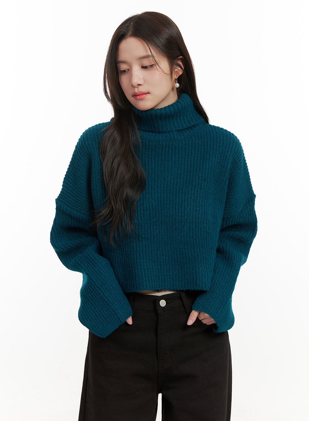 cozy-chic-crop-turtle-neck-sweater-on429