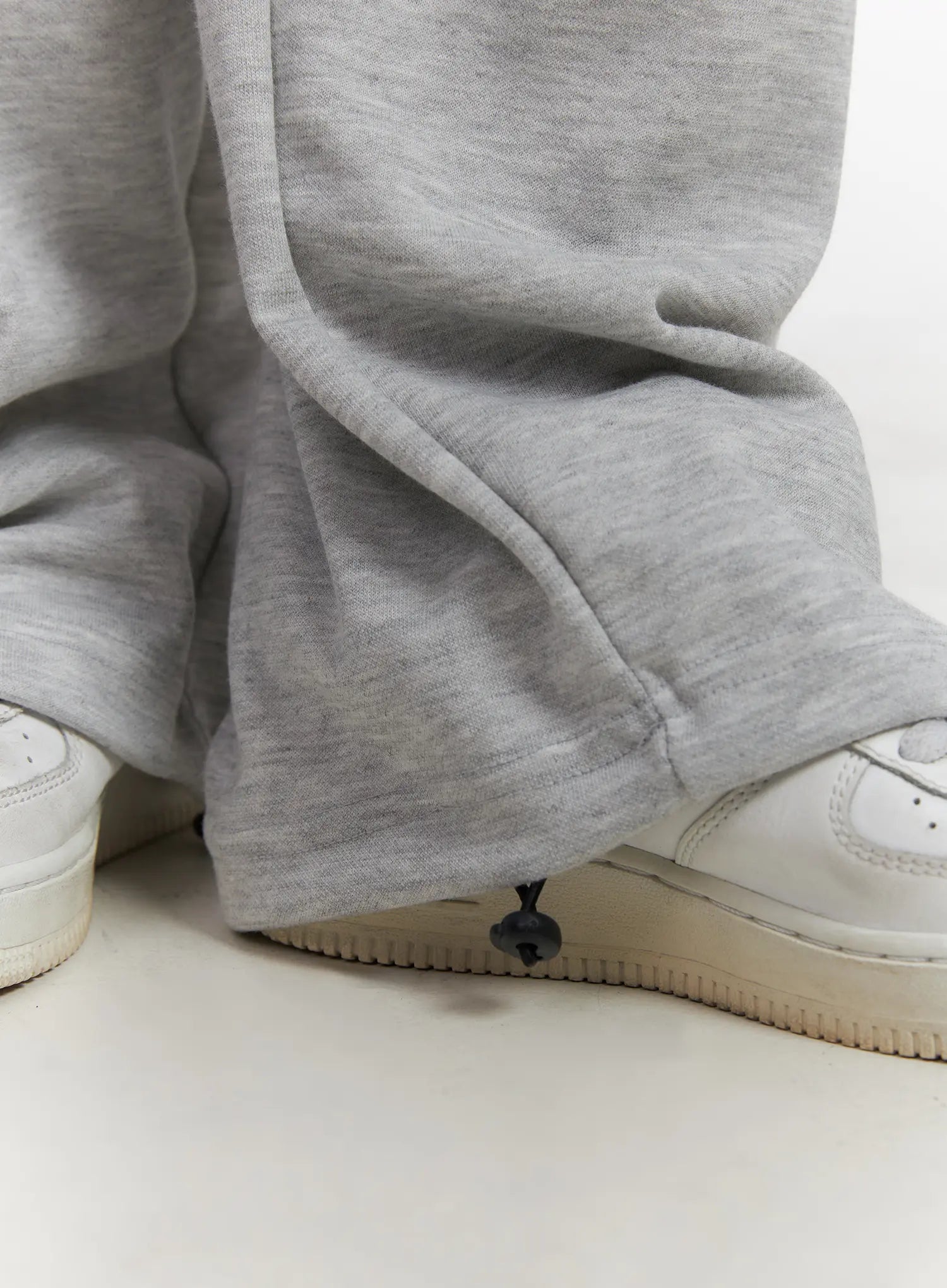 pintuck-relaxed-fit-sweatpants-cu525