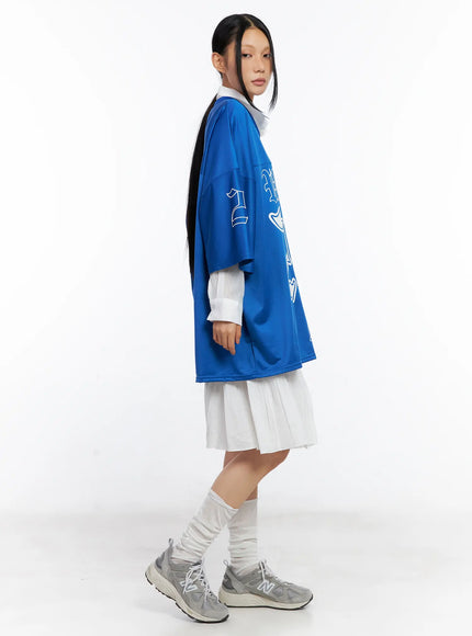 Oversized V-Neck Graphic Tee CL529