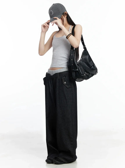 star-detail-strap-shoulder-bag-im506