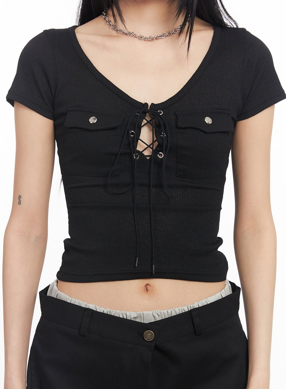 pocket-eyelet-crop-top-cy528