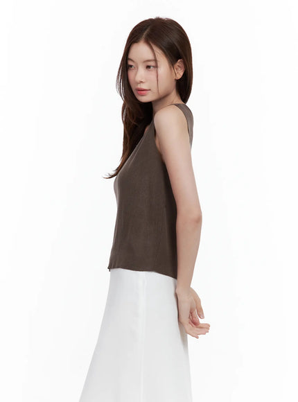 lightweight-scoop-neck-tank