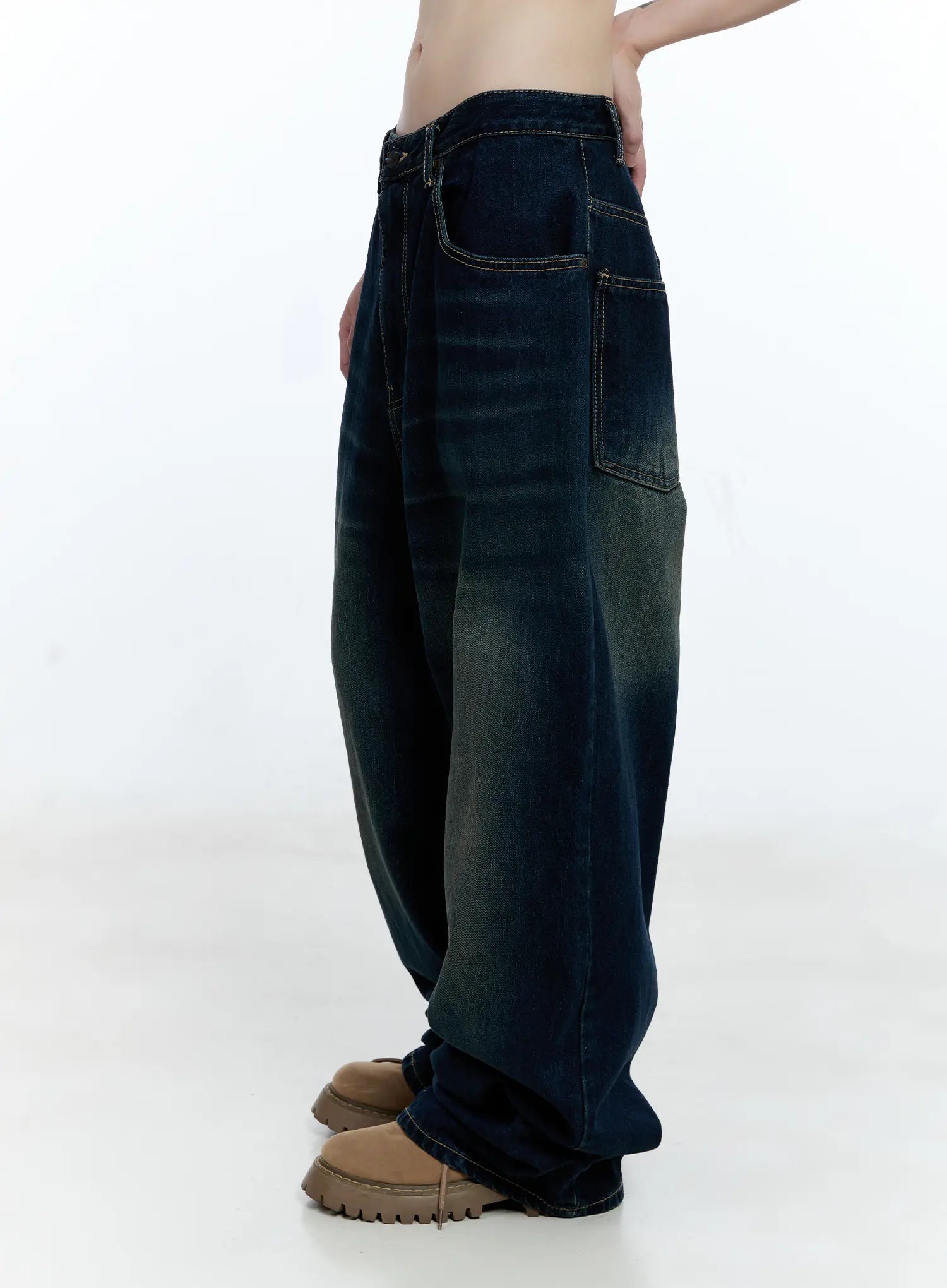 Jinnie Washed Wide-Leg Jeans CG511