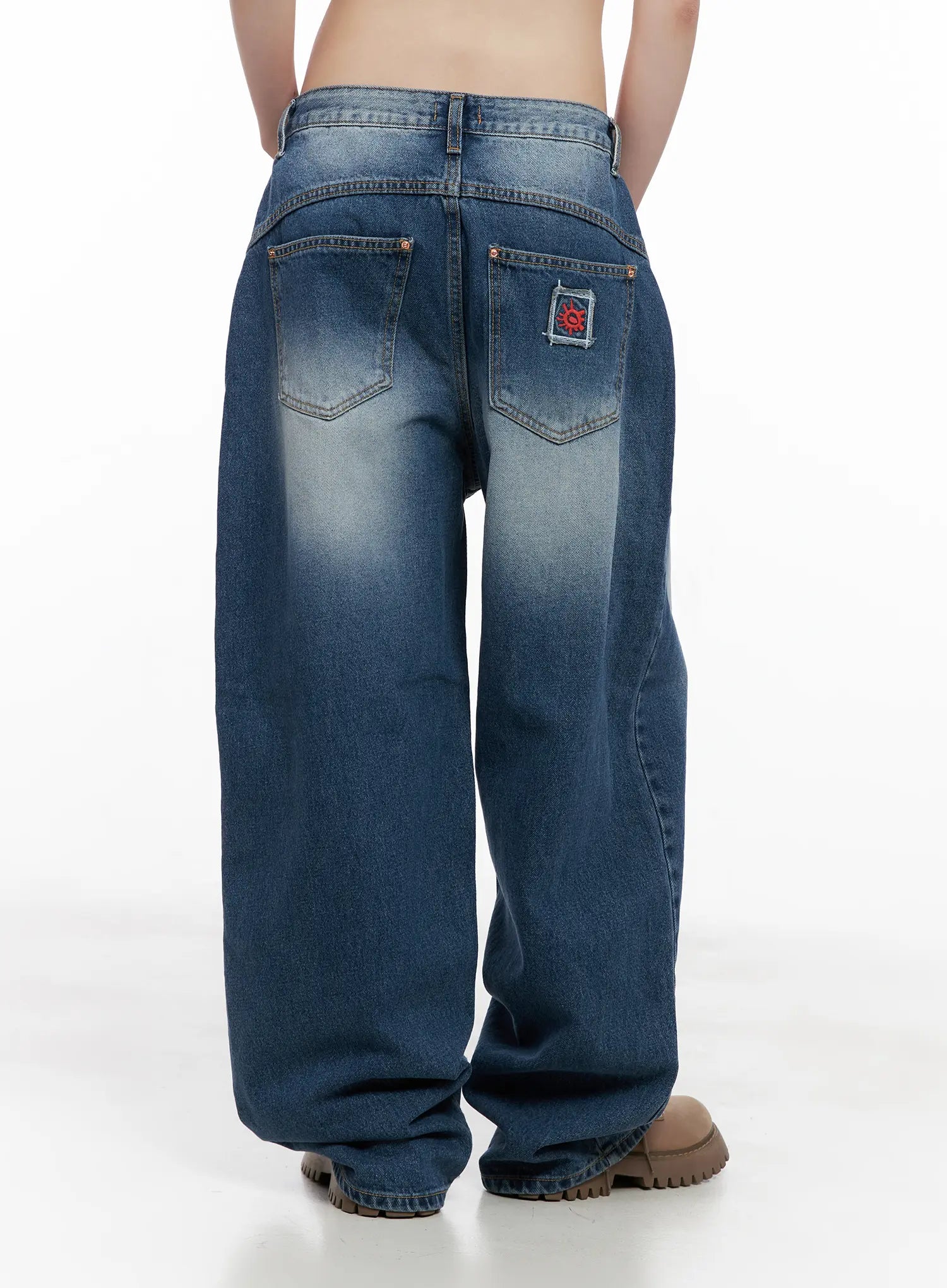 aylani-washed-embroidered-jeans-cg518
