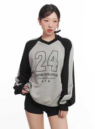 graphic-v-neck-oversize-sweatshirt-im528
