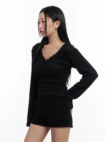 ribbed-v-neck-slim-long-sleeve-top-cn528