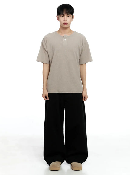 Men's Textured Henley T-shirt IG520