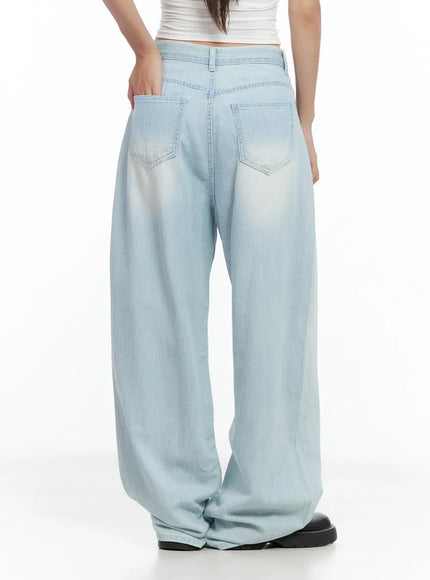 yihyun-light-blue-baggy-jeans-cl508