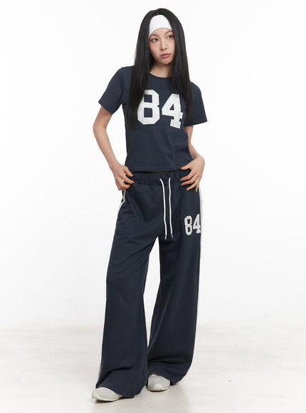 lace-embroidered-84-graphic-tee-iy516