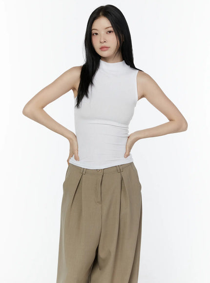 ribbed-mock-neck-sleeveless-top-iu503