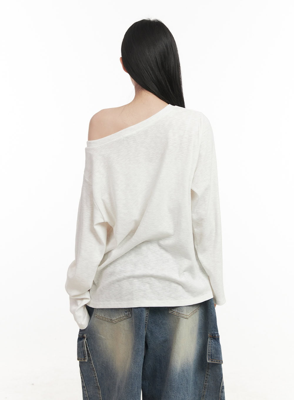 loose-fit-graphic-one-shoulder-top-cf514