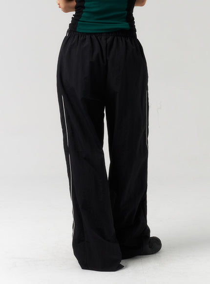 stripe-nylon-track-pants-cu323