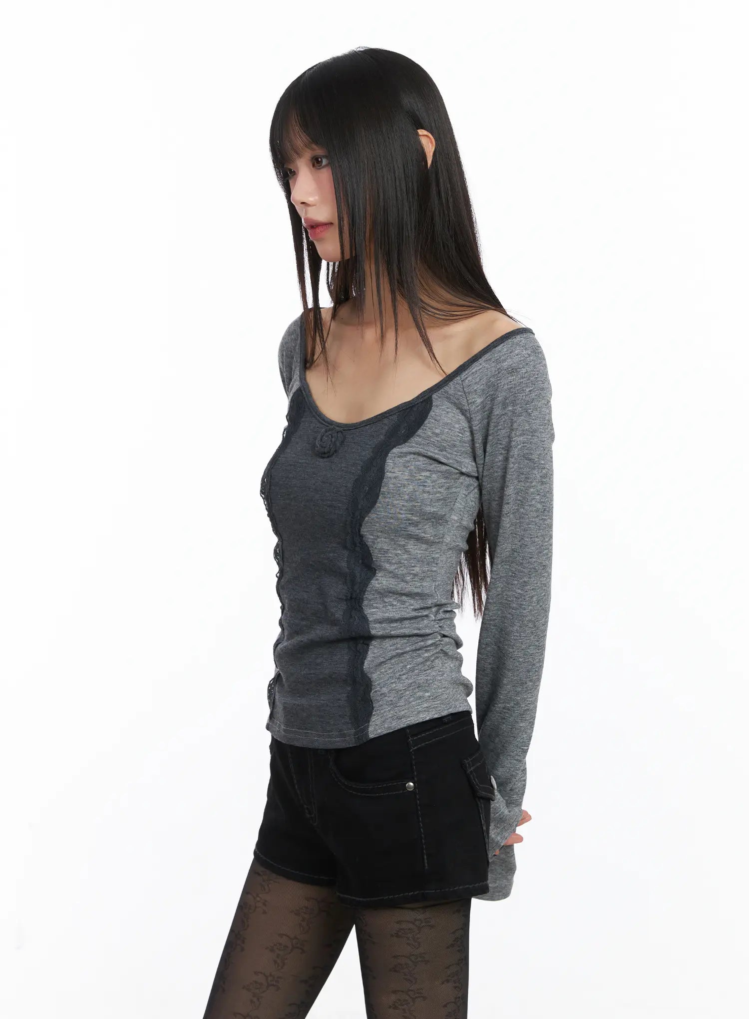 robson-rose-lace-u-neck-top-cd519