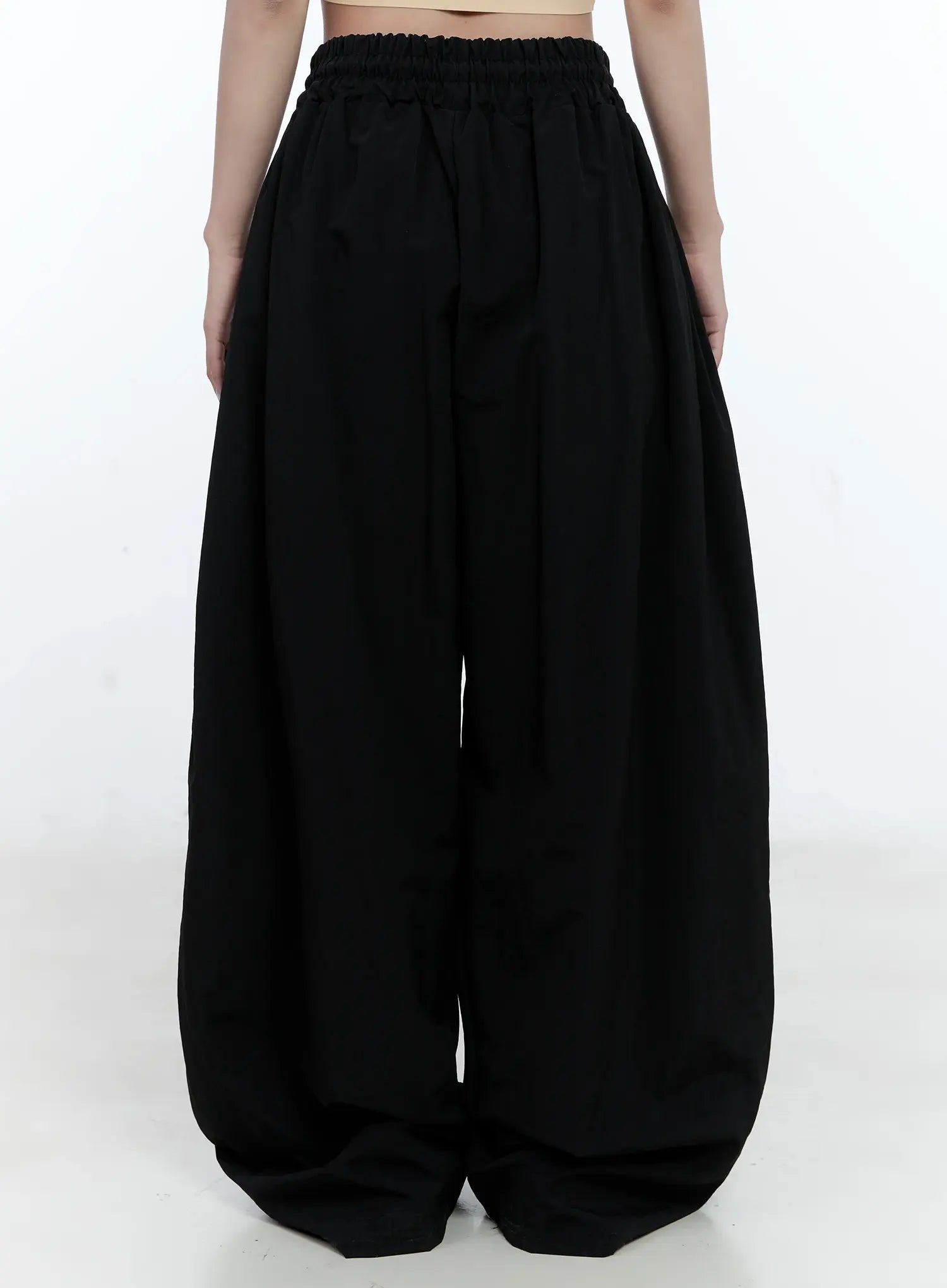 oversized-wide-leg-track-pants-cg501