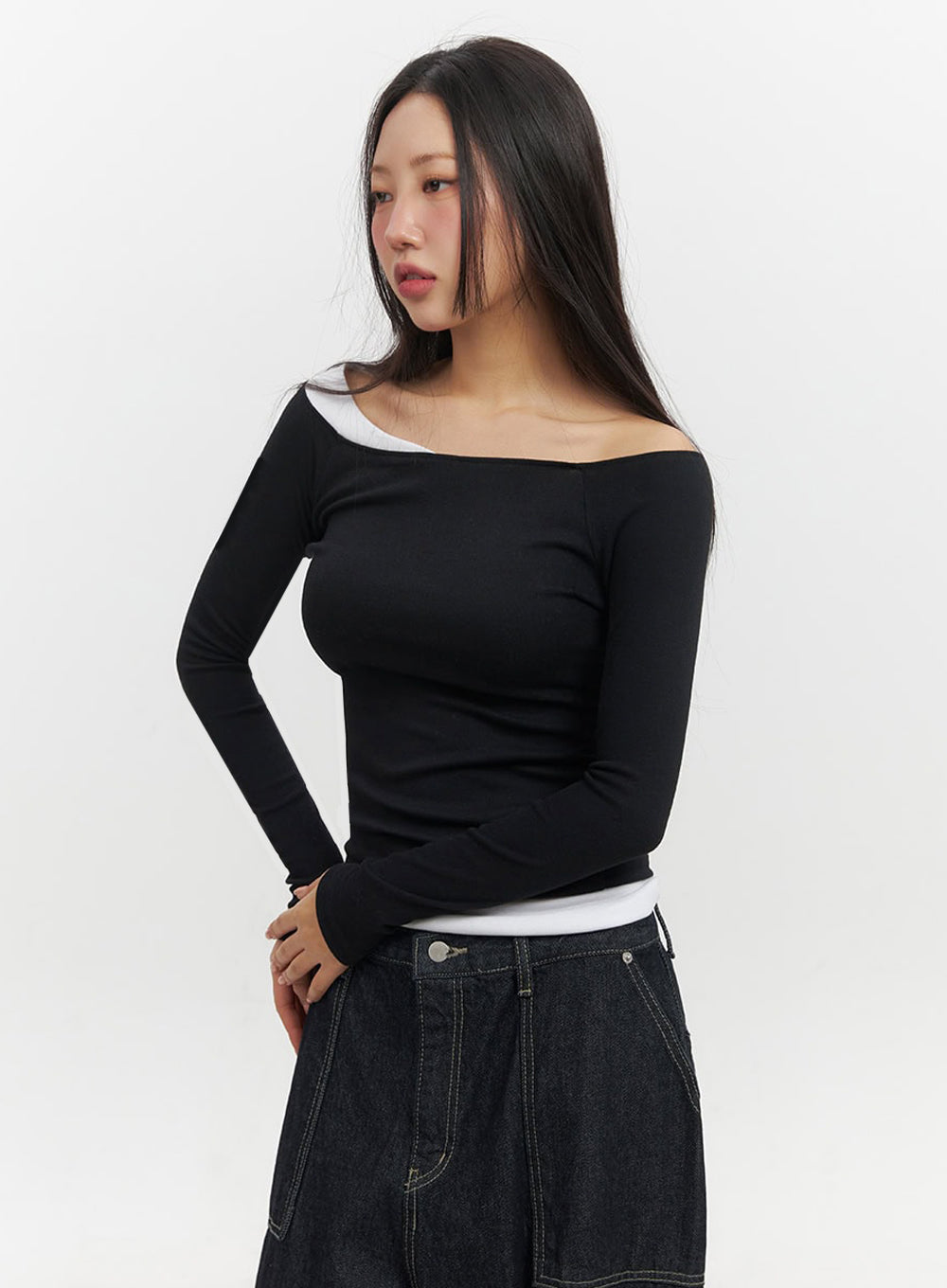 Off-Shoulder Asymmetric Long-Sleeve Top IF510