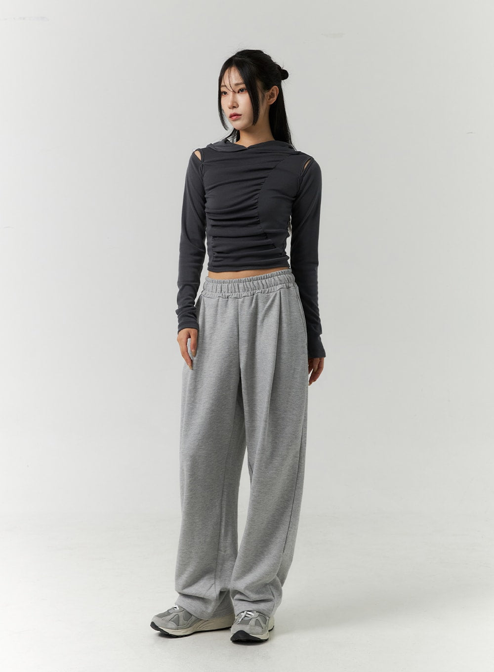 pintuck-sweatpants-cn317