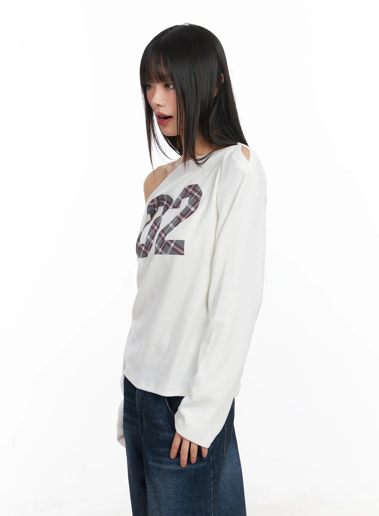 asymmetric-checkered-fleece-long-sleeve-top-cd522