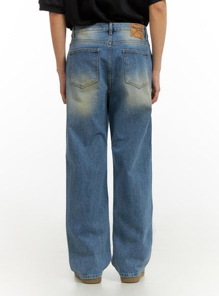 mens-light-washed-baggy-jeans-iu419