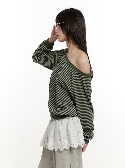 Striped One-Shoulder Sweatshirt CM514