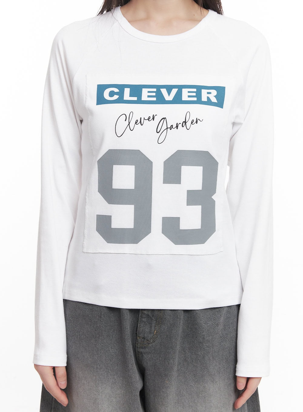 93-graphic-long-sleeve-top-cm520