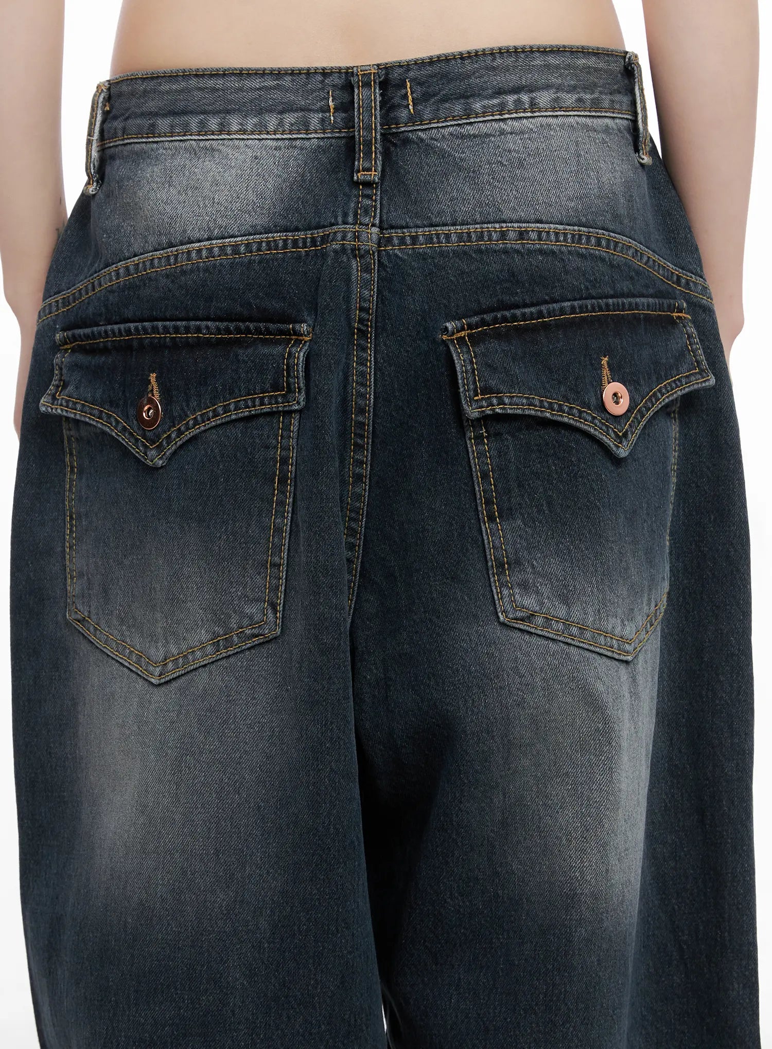 celi-vintage-wash-wide-leg-jeans-cg515