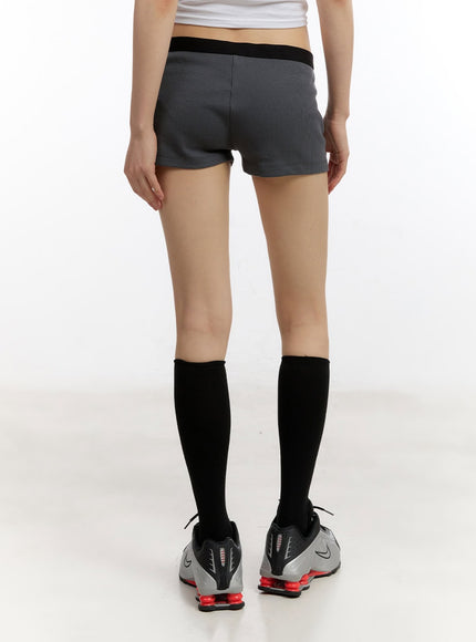 low-rise-buttoned-cotton-shorts-ca508