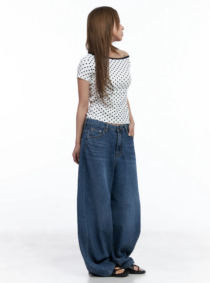 polka-dot-off-shoulder-top-cl510