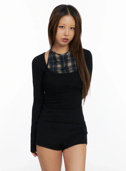 basic-square-neck-long-sleeve-top-in528