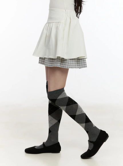 two-tone-plaid-mini-skirt-cm510