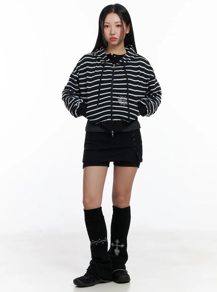 striped-embroidered-cropped-hoodie-cj514
