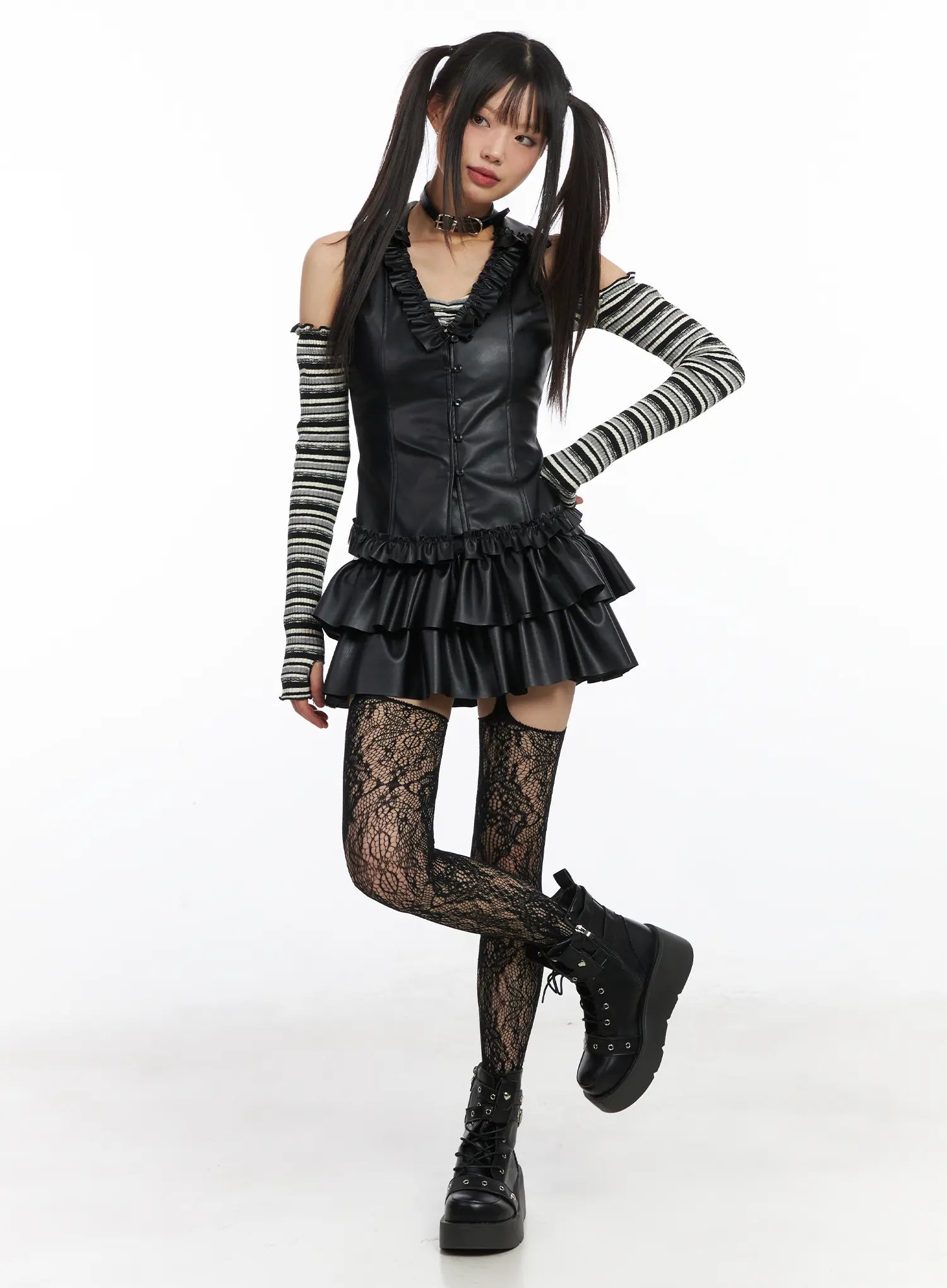 cropped-striped-off-shoulder-long-sleeve-top-cd522