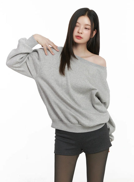 Loose-Fit Off-Shoulder Fleece Lined Sweatshirt CJ507