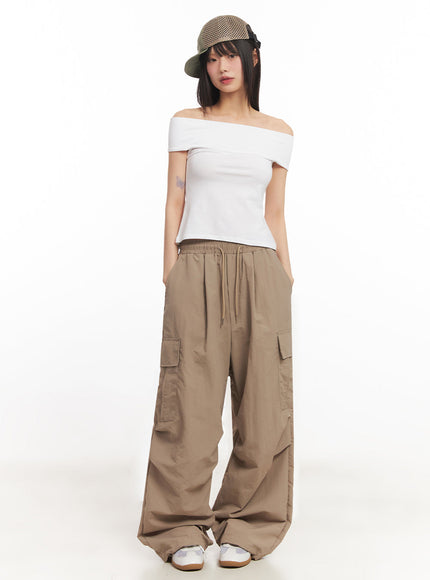 cargo-wide-leg-windbreaker-pants-iy502