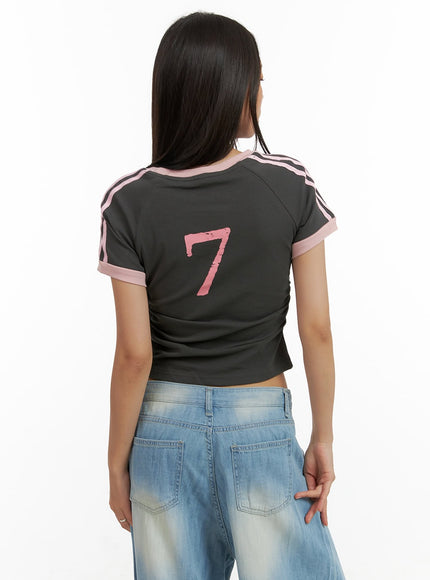 graphic-contrast-crop-top-cu414